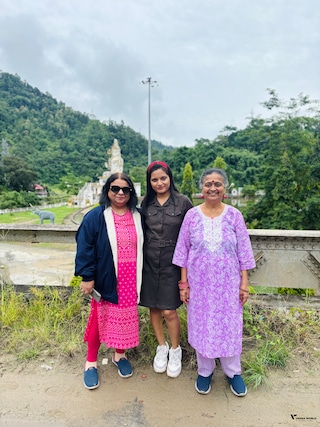 Women's Special Sikkim Darjeeling Gangtok feedback 3